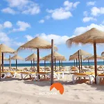 #071 Beachside Apartment Relax & Comfort *